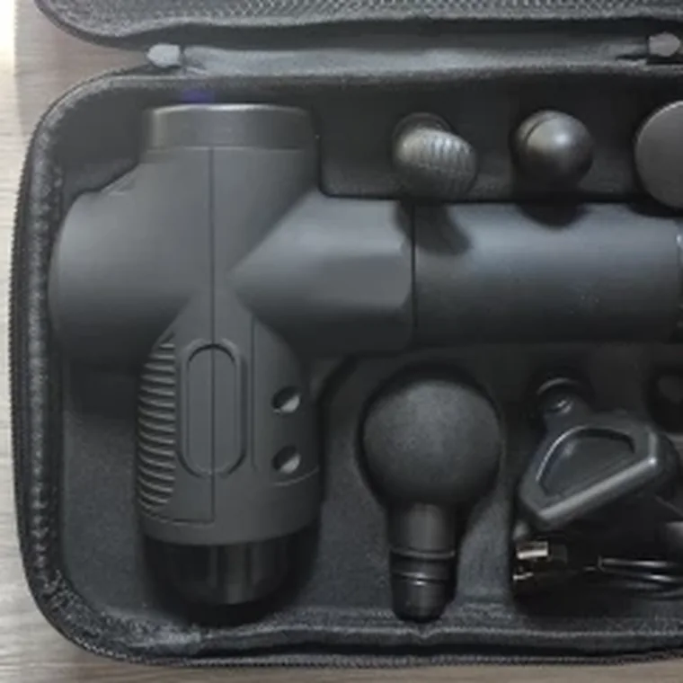Pistolet de massage Percuva, photo envoyée par un acheteur vérifié — corée du sud